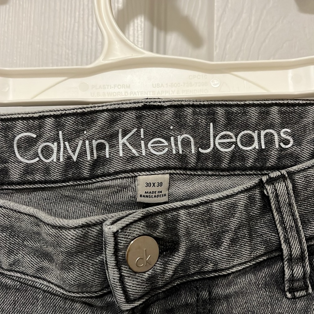 Calvin Klein Men's Dark Gray Straight Jeans - Picture 3 of 5